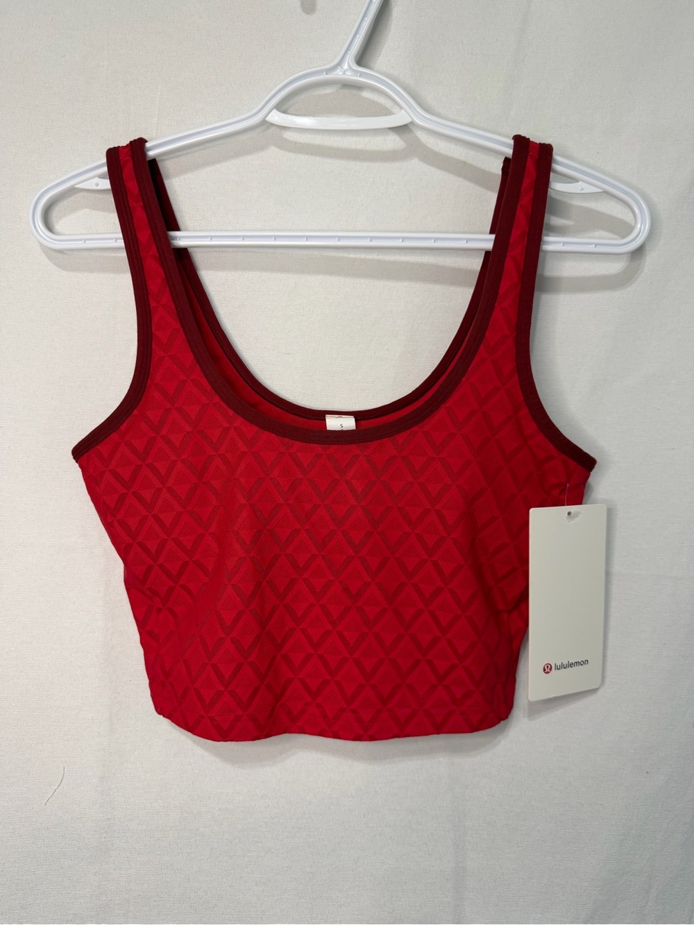 Lululemon Red Textured Mesh Tennis Tank - Size Small